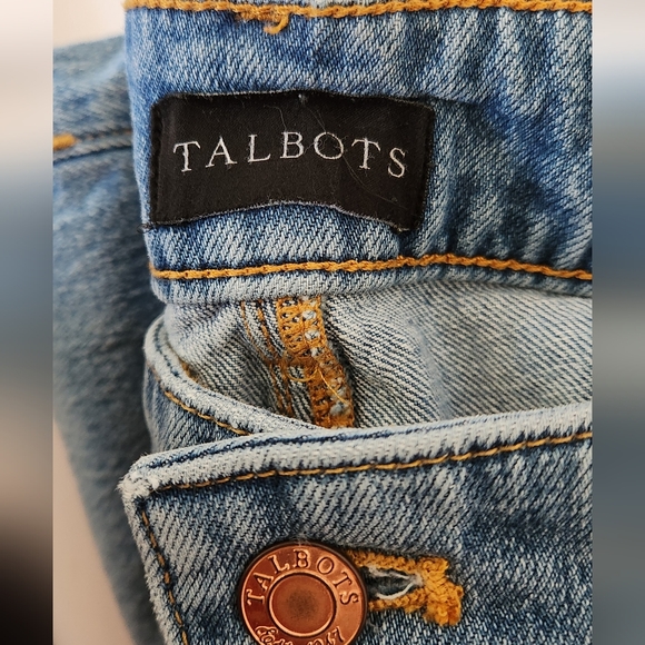 Talbots High Waist Relaxed Jeans - Calypso Wash 16WPetite - Picture 4 of 9